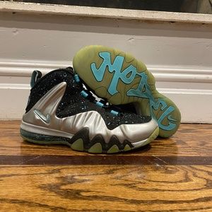 Nike Barkley Posite Max "Metallic Silver Gamma Blue" Size 8.5